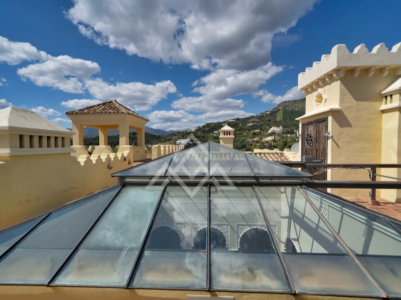 7 soveværelse Villa til salg i Benahavis med garage - € 4.750.000 (Ref: 8957934)