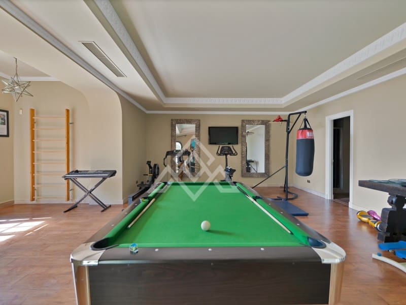 7 soveværelse Villa til salg i Benahavis med garage - € 4.750.000 (Ref: 8957934)