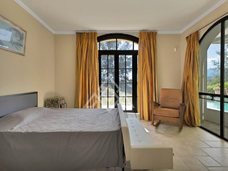 7 soveværelse Villa til salg i Benahavis med garage - € 4.750.000 (Ref: 8957934)