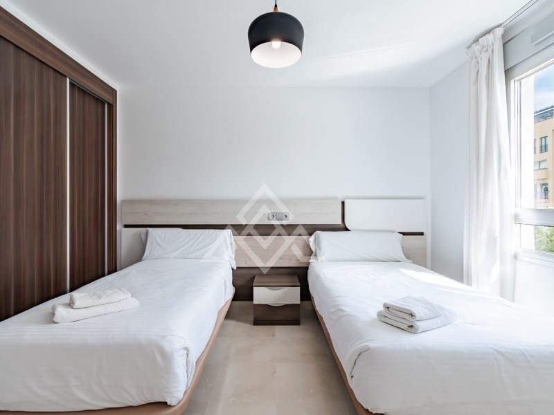 3 makuuhuone Huoneisto myytävänä paikassa San Pedro de Alcantara mukana 
autotalli - 665 000 € (Ref: 8986365)