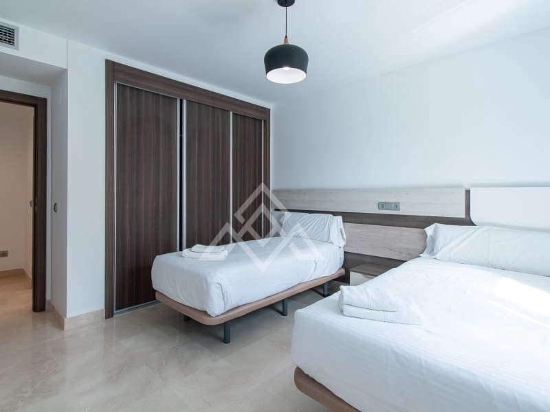 3 makuuhuone Huoneisto myytävänä paikassa San Pedro de Alcantara mukana 
autotalli - 665 000 € (Ref: 8986365)