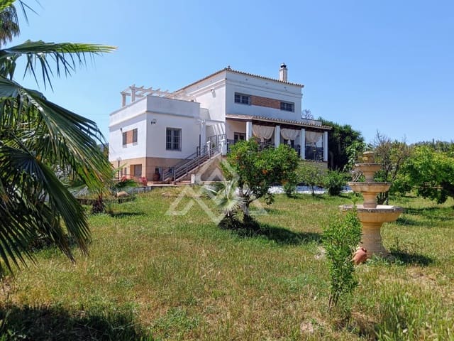 7 Zimmer Villa zu verkaufen in Alhaurín de la Torre mit Garage - 905.000 € (Ref: 8999274)