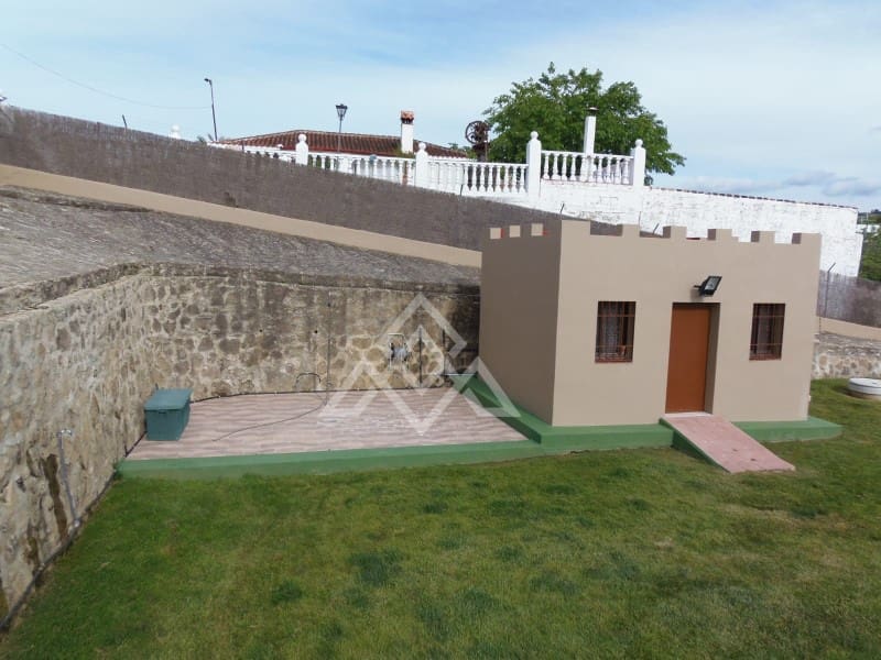 5 slaapkamer Villa te koop in Arriate met garage - € 550.000 (Ref: 9014540)