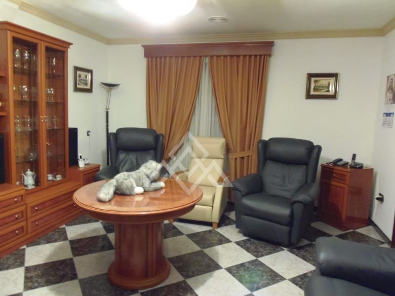 5 slaapkamer Villa te koop in Arriate met garage - € 550.000 (Ref: 9014540)