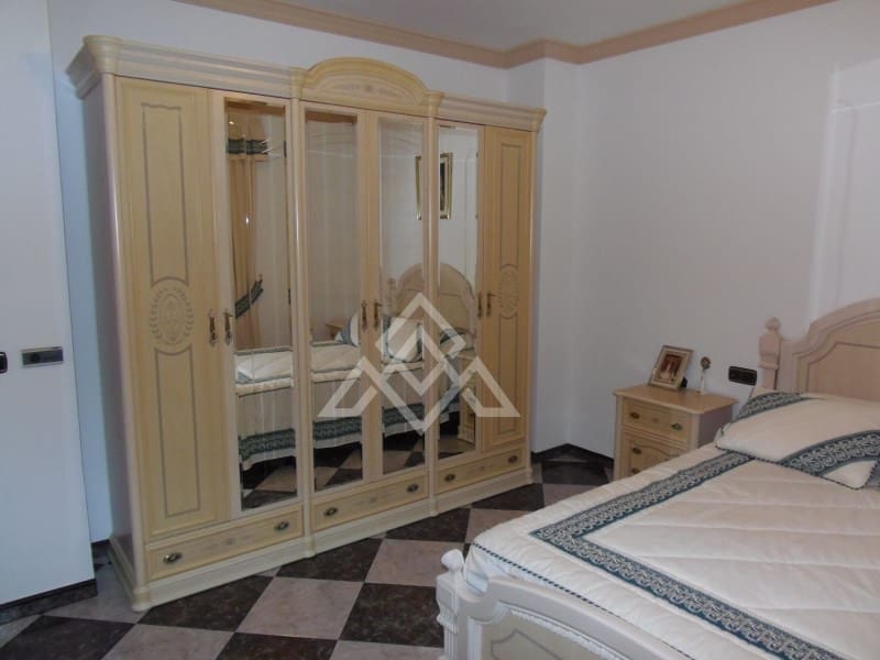 5 slaapkamer Villa te koop in Arriate met garage - € 550.000 (Ref: 9014540)