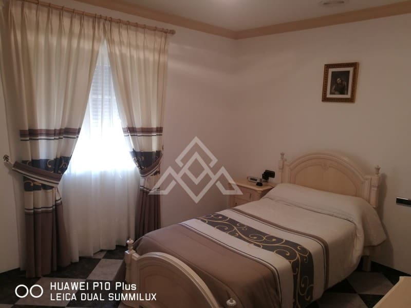 5 slaapkamer Villa te koop in Arriate met garage - € 550.000 (Ref: 9014540)