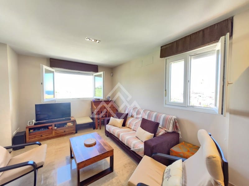 2 sypialnia Penthouse na sprzedaż w Manilva z garażem - 265 000 € (Ref: 9017327)