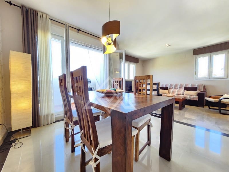 2 sypialnia Penthouse na sprzedaż w Manilva z garażem - 265 000 € (Ref: 9017327)