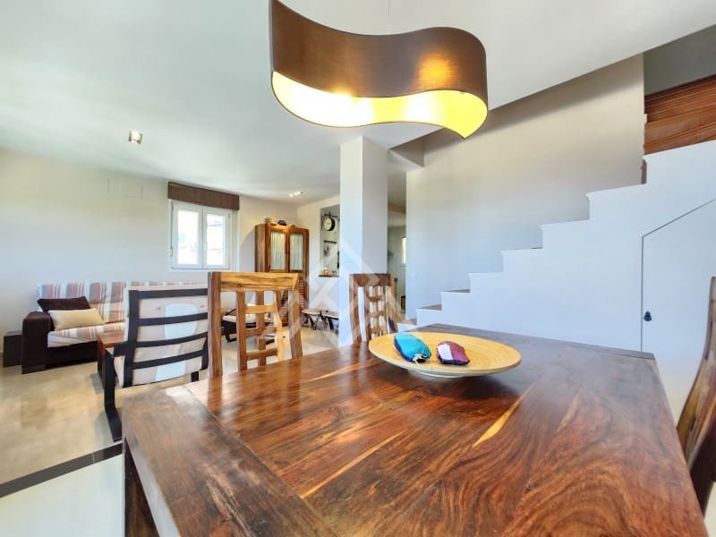 2 sypialnia Penthouse na sprzedaż w Manilva z garażem - 265 000 € (Ref: 9017327)