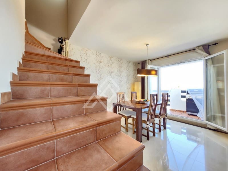 2 sypialnia Penthouse na sprzedaż w Manilva z garażem - 265 000 € (Ref: 9017327)