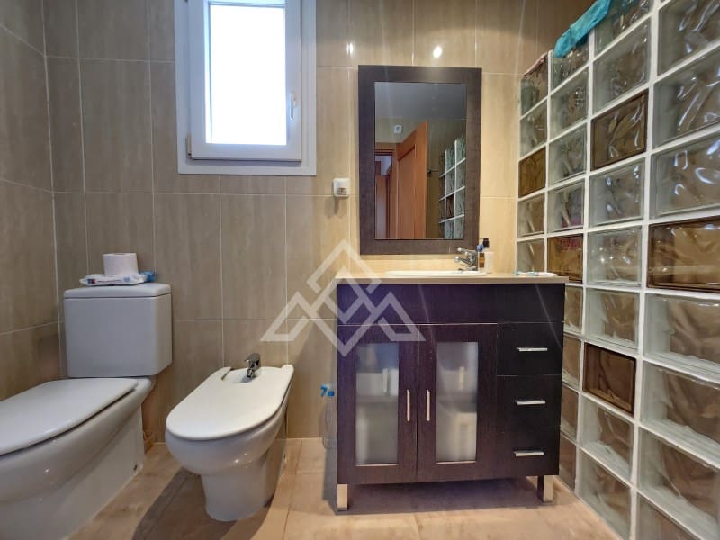 2 sypialnia Penthouse na sprzedaż w Manilva z garażem - 265 000 € (Ref: 9017327)