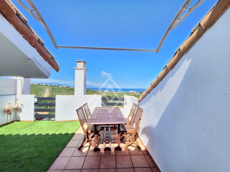 2 sypialnia Penthouse na sprzedaż w Manilva z garażem - 265 000 € (Ref: 9017327)