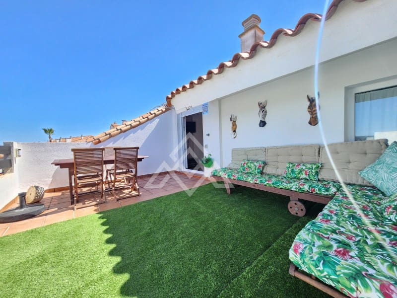 2 sypialnia Penthouse na sprzedaż w Manilva z garażem - 265 000 € (Ref: 9017327)