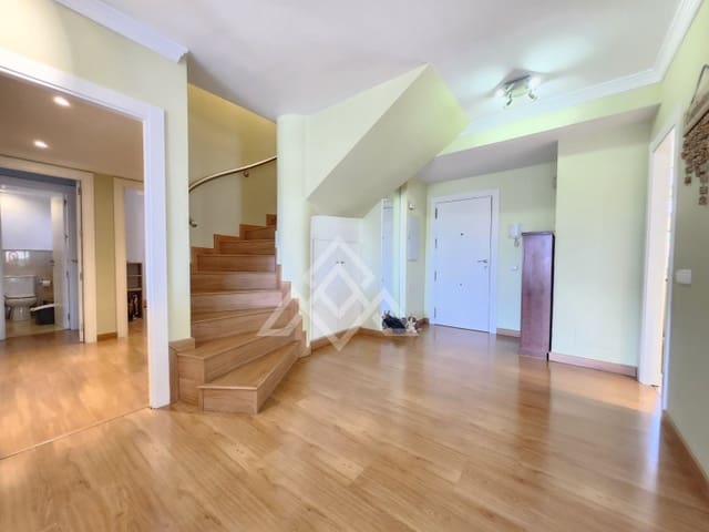 3 bedroom Penthouse for sale in La Alquería, Estepona with garage - € 1,320,000 (Ref: 9026541)