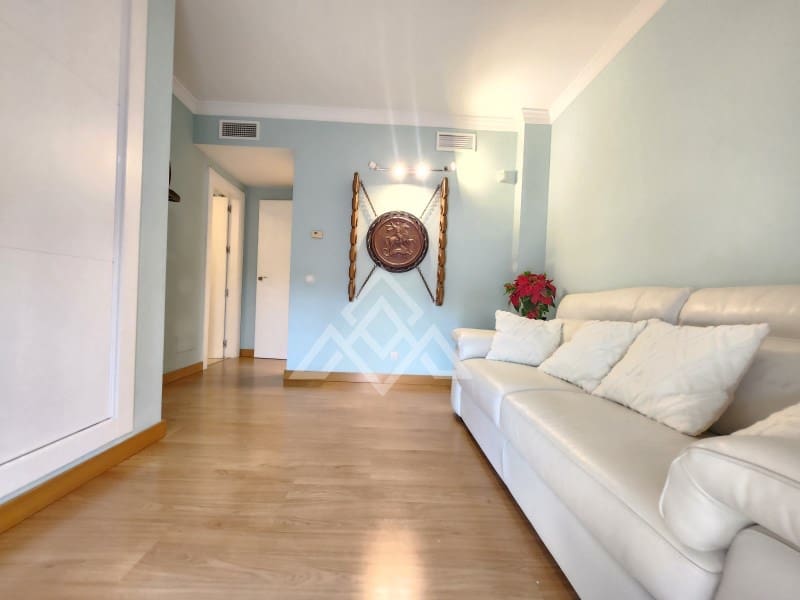 3 soverom Penthouse til salgs i Estepona med garasje - € 1 250 000 (Ref: 9026541)