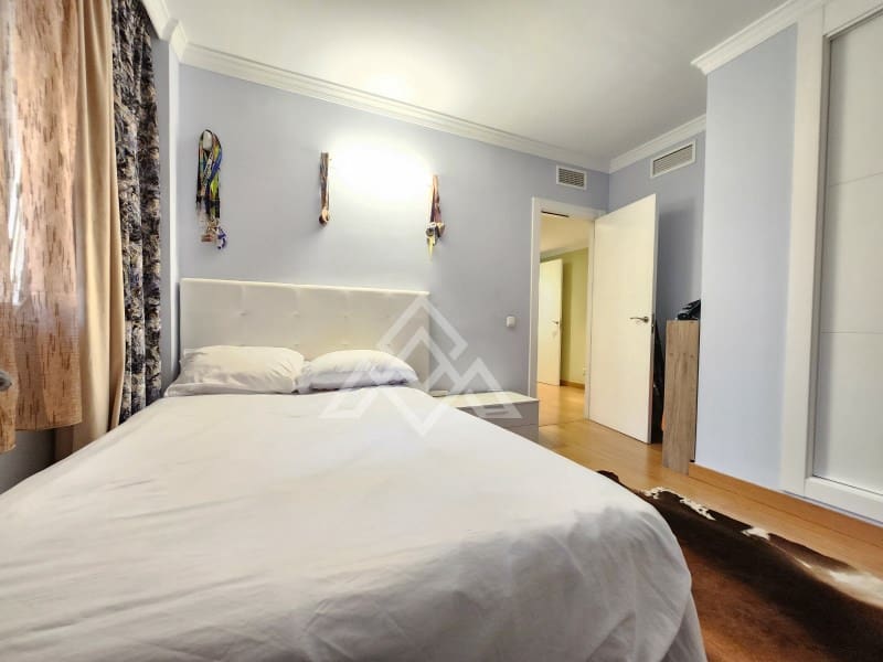 3 soverom Penthouse til salgs i Estepona med garasje - € 1 250 000 (Ref: 9026541)