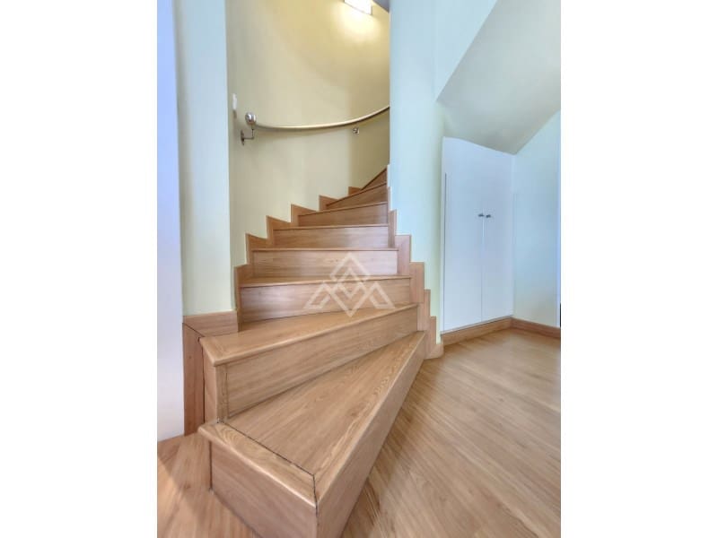 3 soverom Penthouse til salgs i Estepona med garasje - € 1 250 000 (Ref: 9026541)