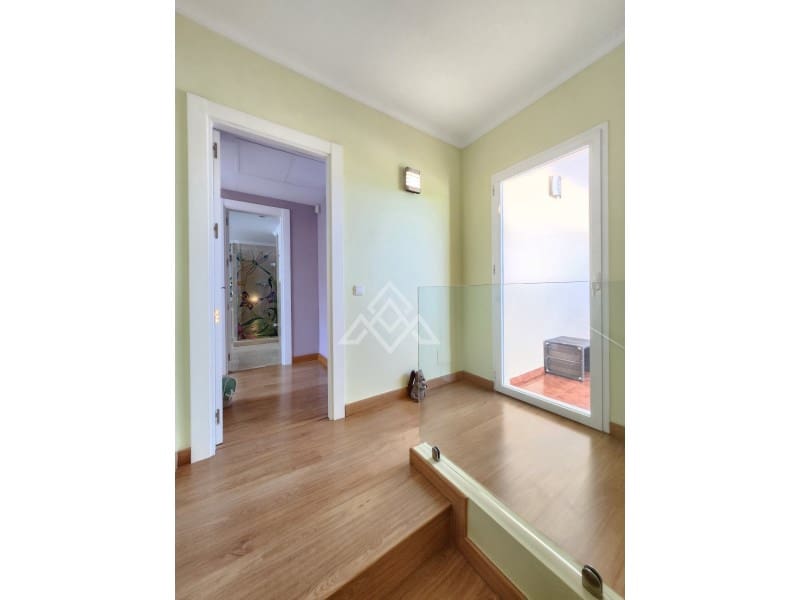 3 soverom Penthouse til salgs i Estepona med garasje - € 1 250 000 (Ref: 9026541)