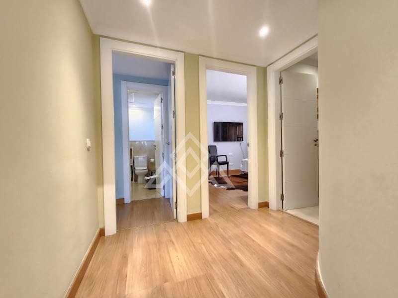 3 soverom Penthouse til salgs i Estepona med garasje - € 1 250 000 (Ref: 9026541)