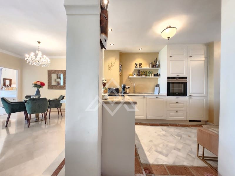 2 bedroom Apartment for sale in Bahia de Casares with garage - € 499,000 (Ref: 9062692)