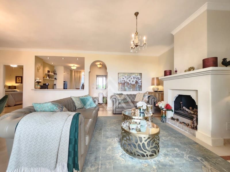 2 bedroom Apartment for sale in Bahia de Casares with garage - € 499,000 (Ref: 9062692)