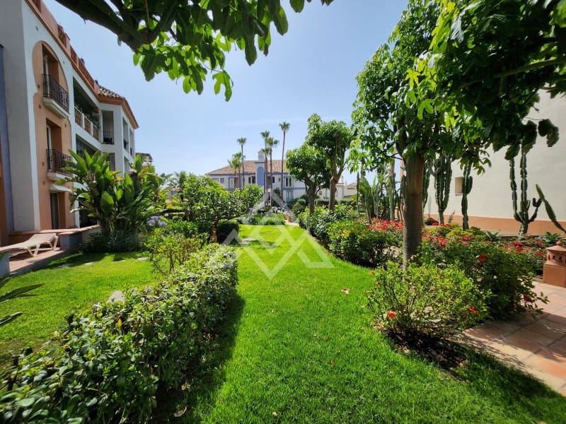 2 bedroom Apartment for sale in Bahia de Casares with garage - € 499,000 (Ref: 9062692)