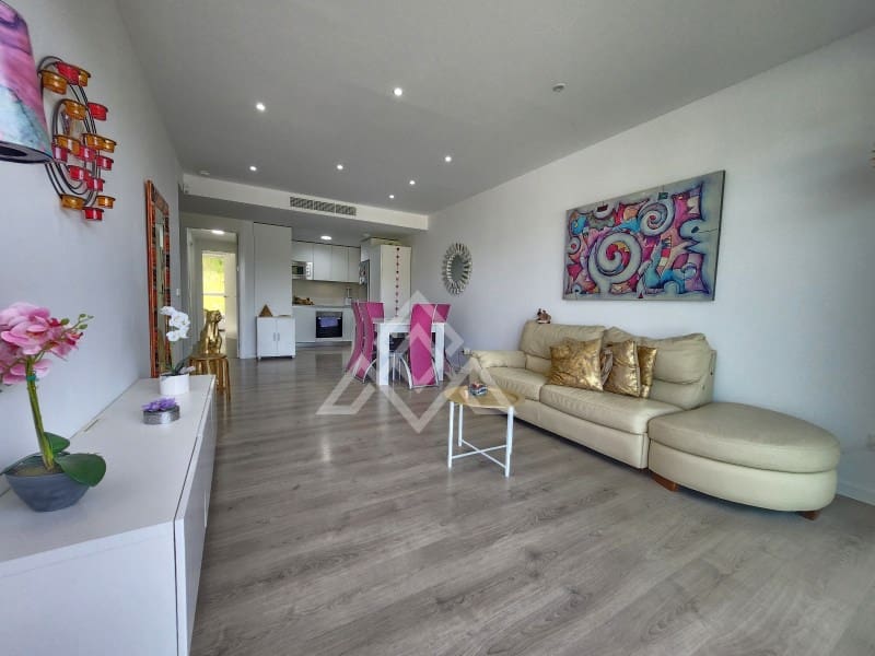 3 bedroom Apartment for sale in Bahia Dorada with garage - € 425,000 (Ref: 9065531)