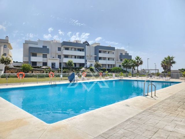 3 soveværelse Lejlighed til salg i Bahía Dorada, Estepona med garage - € 425.000 (Ref: 9065531)
