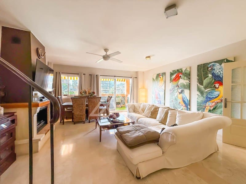 3 bedroom Penthouse for sale in Mijas Costa with garage - € 385,000 (Ref: 9069127)