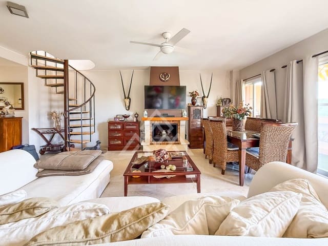 3 bedroom Penthouse for sale in El Faro de Calaburra - Chaparral, Mijas with garage - € 385,000 (Ref: 9069127)