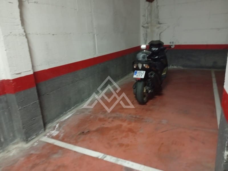 Garage til salg i Fuengirola - € 11.000 (Ref: 9069129)