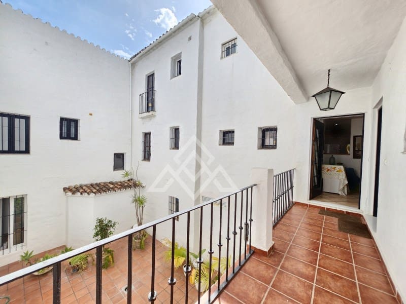 2 soveværelse Penthouse til salg i Nueva Andalucia - € 840.000 (Ref: 9091969)