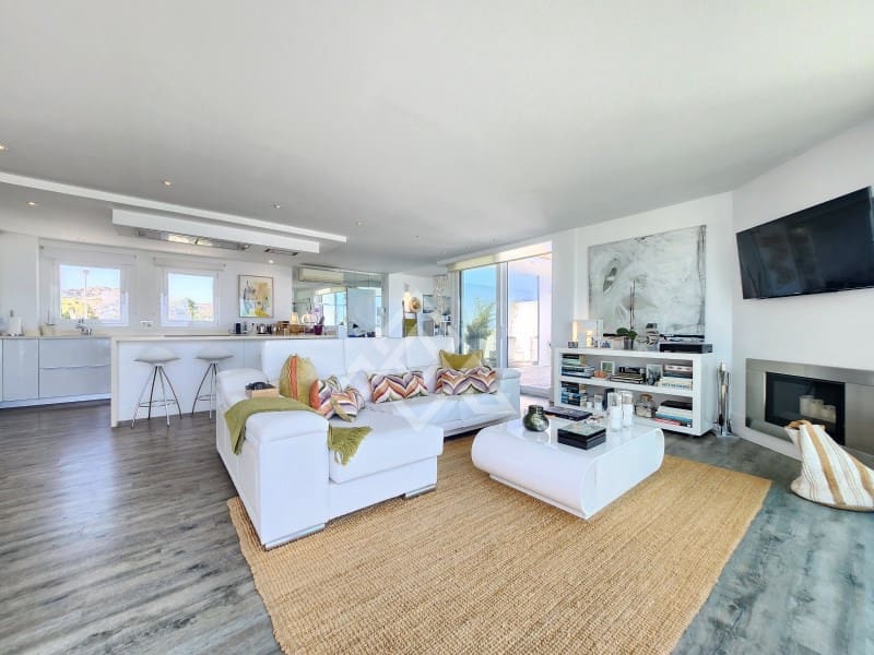 2 sovrum Takvåning till salu i Calahonda med garage - 1 425 000 € (Ref: 9101288)