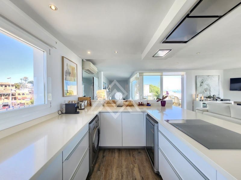 2 sovrum Takvåning till salu i Calahonda med garage - 1 425 000 € (Ref: 9101288)