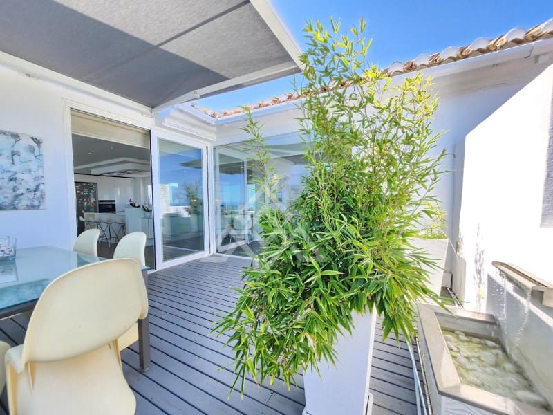 2 sovrum Takvåning till salu i Calahonda med garage - 1 425 000 € (Ref: 9101288)