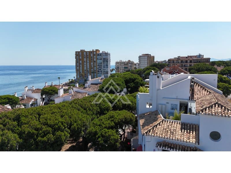 2 sovrum Takvåning till salu i Calahonda med garage - 1 425 000 € (Ref: 9101288)