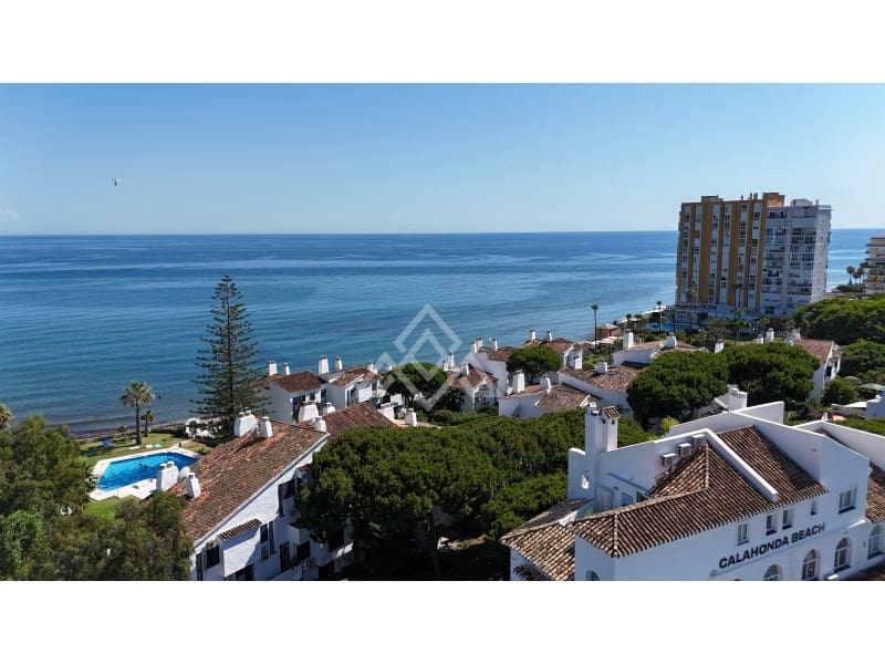 2 sovrum Takvåning till salu i Calahonda med garage - 1 425 000 € (Ref: 9101288)