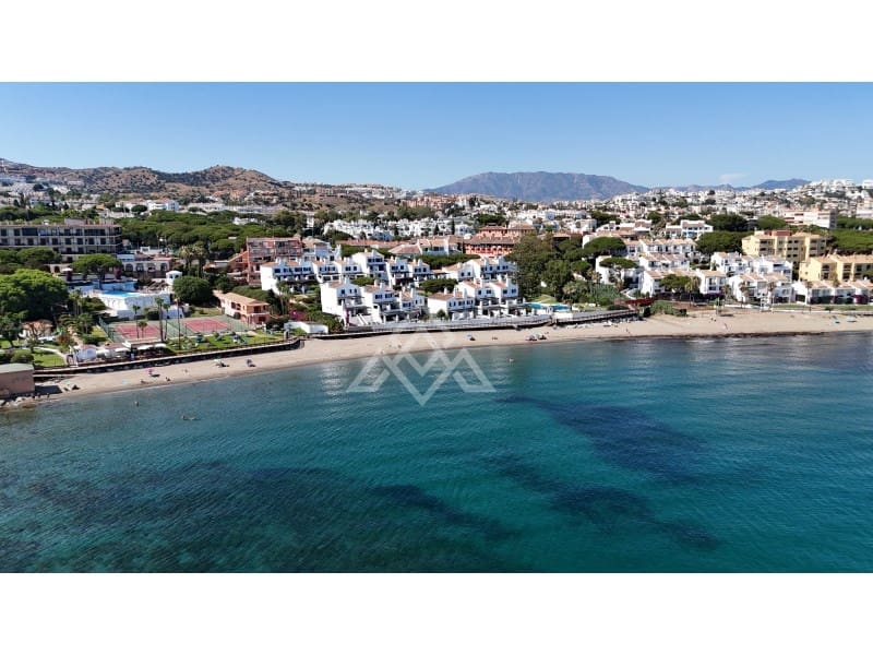 2 sovrum Takvåning till salu i Calahonda med garage - 1 425 000 € (Ref: 9101288)