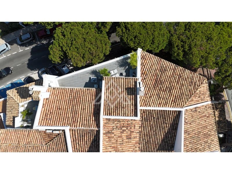 2 sovrum Takvåning till salu i Calahonda med garage - 1 425 000 € (Ref: 9101288)