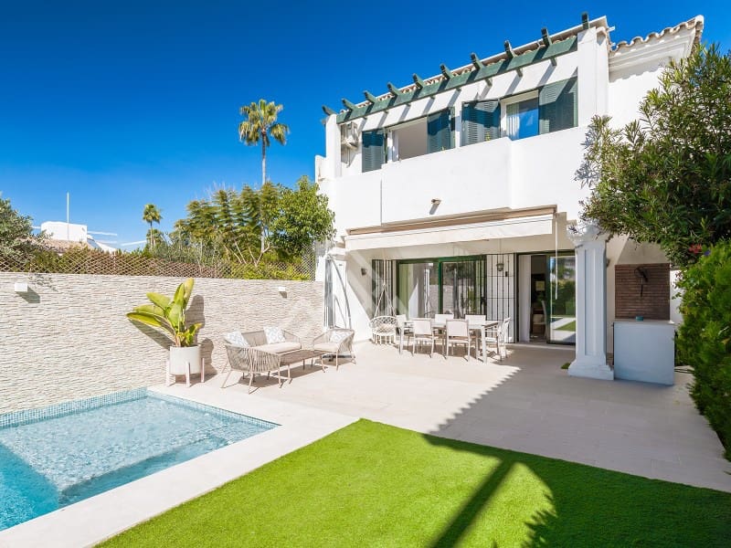 3 soverom Villa til salgs i San Pedro de Alcantara - € 1 475 000 (Ref: 9110693)