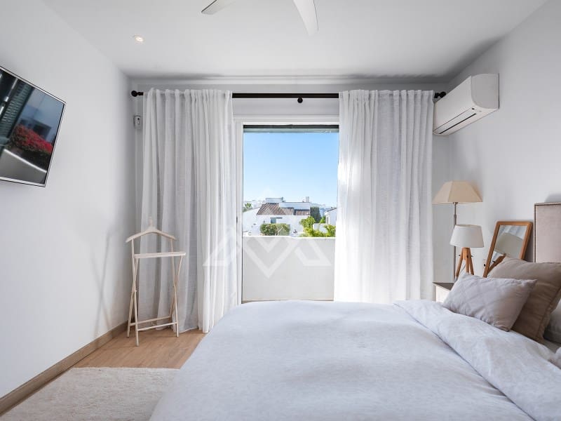 3 soverom Villa til salgs i San Pedro de Alcantara - € 1 475 000 (Ref: 9110693)