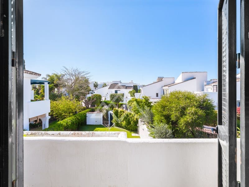 3 soverom Villa til salgs i San Pedro de Alcantara - € 1 475 000 (Ref: 9110693)