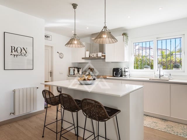 3 soverom Villa til salgs i San Pedro de Alcantara, Marbella - € 1 475 000 (Ref: 9110693)