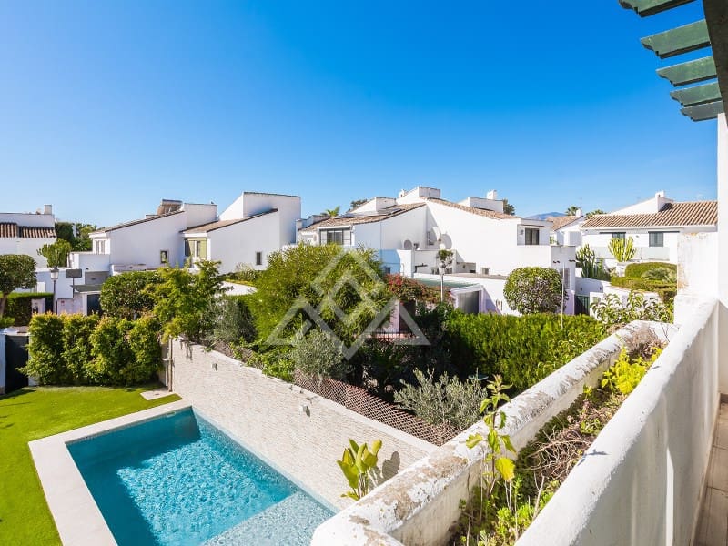 3 soverom Villa til salgs i San Pedro de Alcantara - € 1 475 000 (Ref: 9110693)