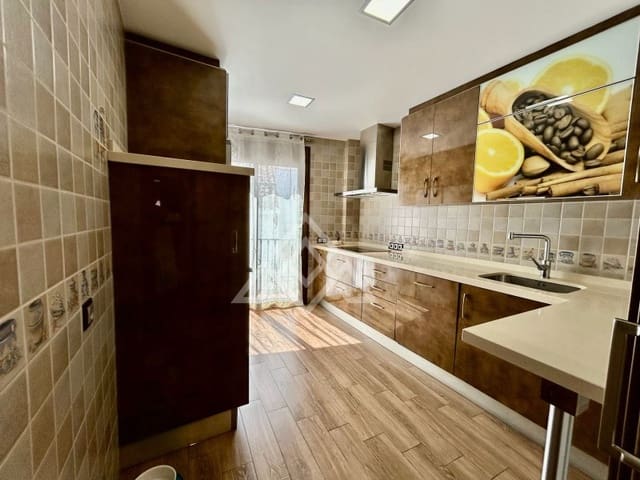 3 sypialnia Penthouse na sprzedaż w Istán - 210 000 € (Ref: 9126929)