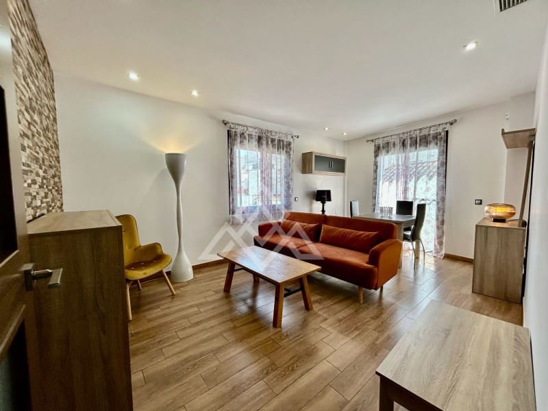 3 sypialnia Penthouse na sprzedaż w Istan - 210 000 € (Ref: 9126929)