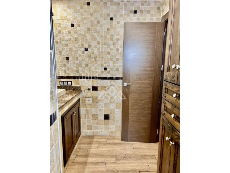 3 sypialnia Penthouse na sprzedaż w Istan - 210 000 € (Ref: 9126929)