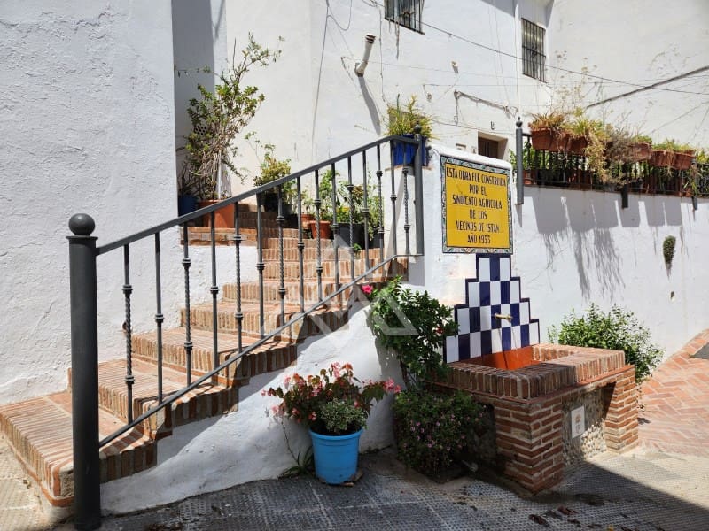 3 sypialnia Penthouse na sprzedaż w Istan - 210 000 € (Ref: 9126929)