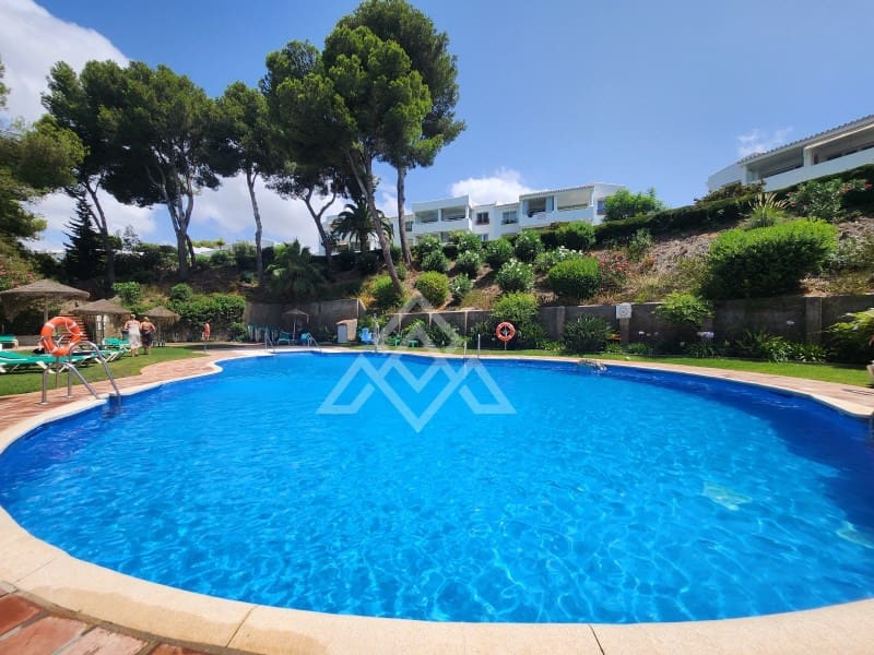 Ático de 2 habitaciones en Riviera del Sol en venta - 395.000 € (Ref: 9126930)