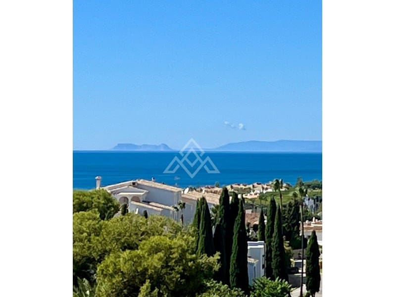 Ático de 2 habitaciones en Riviera del Sol en venta - 395.000 € (Ref: 9126930)